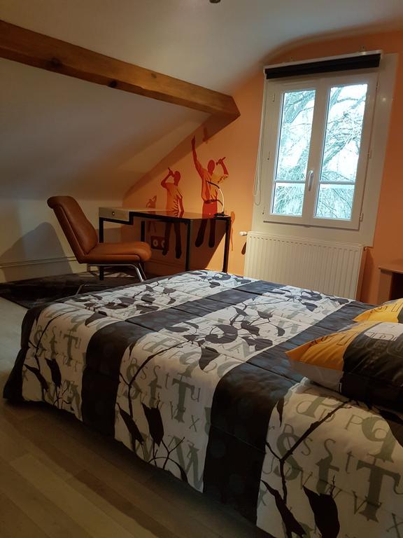 La Demi-Lune Bed & Breakfast Bailleval Exterior foto